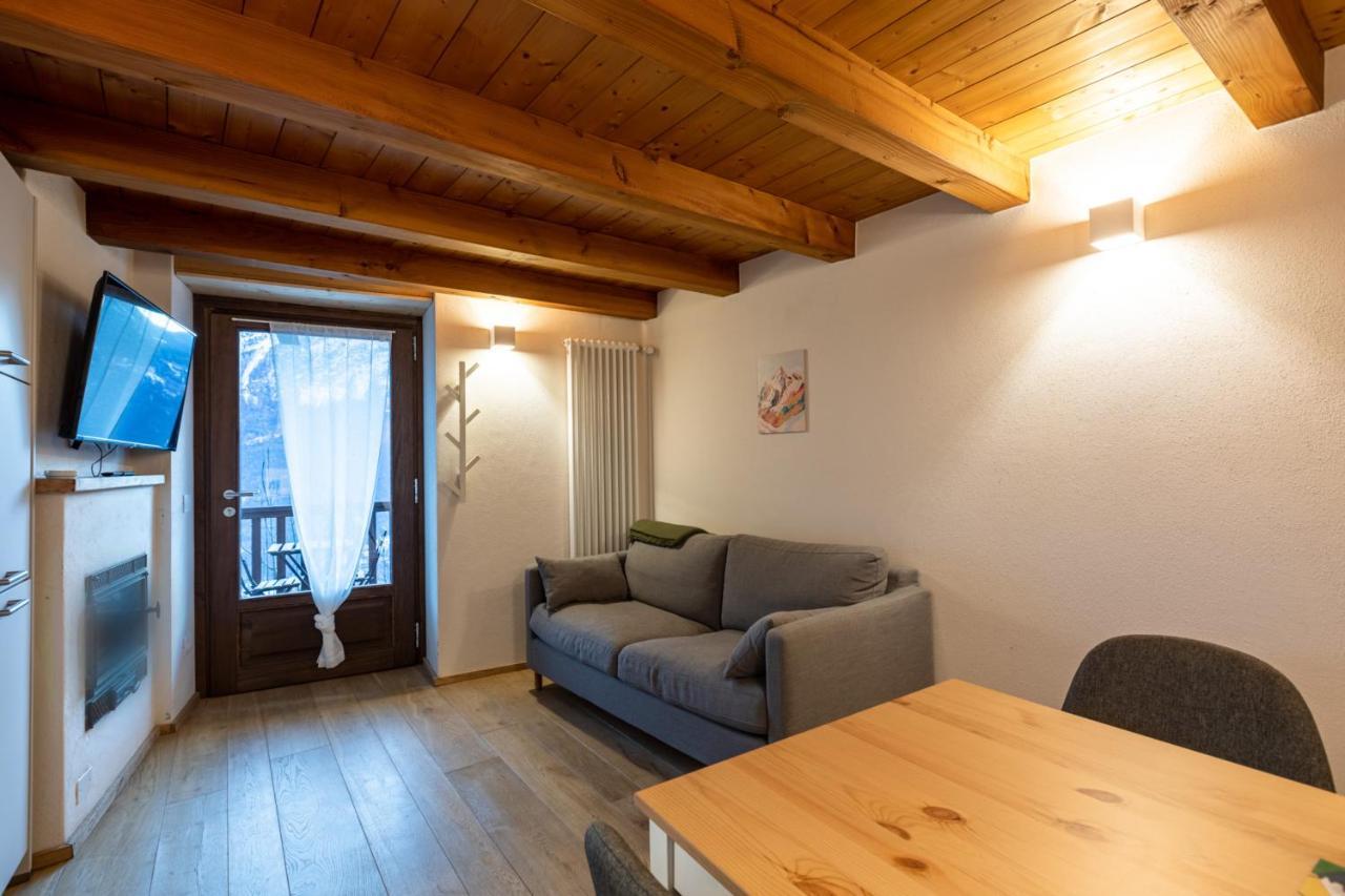 Cachettes Apartment La Salle Exterior photo